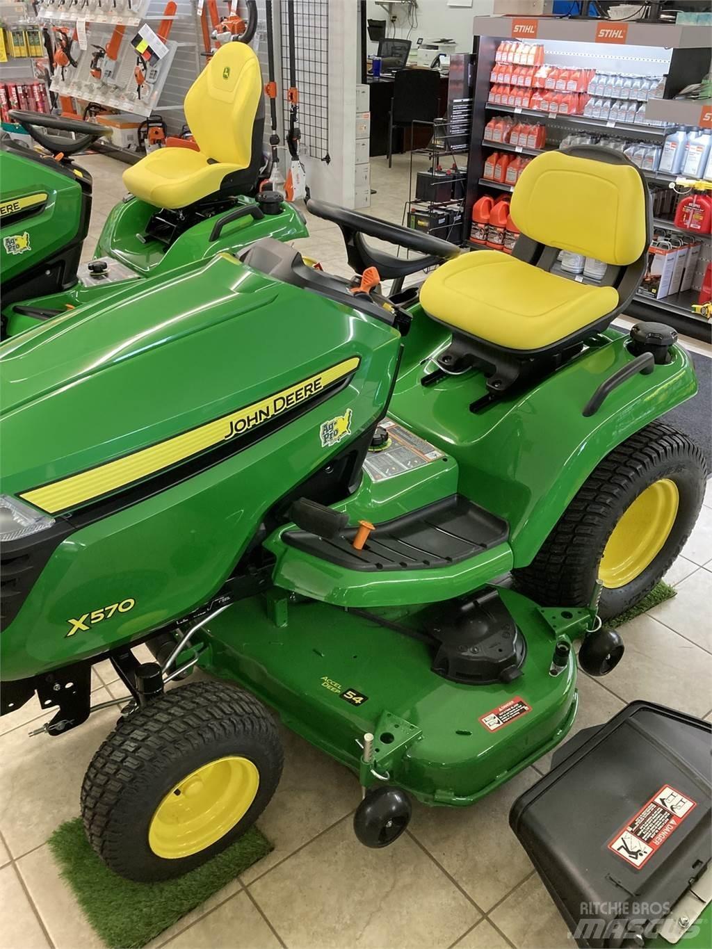 John Deere X570 소형 트랙터