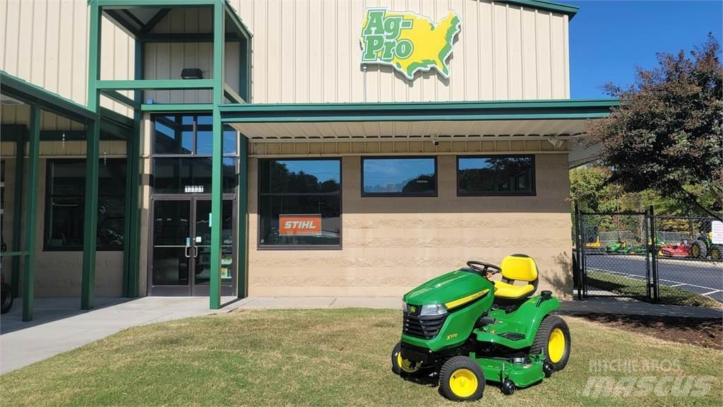 John Deere X570 소형 트랙터
