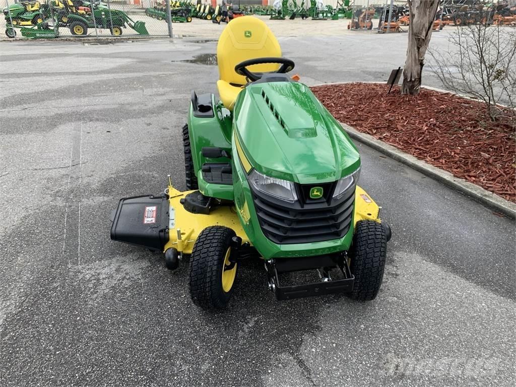 John Deere X580 소형 트랙터