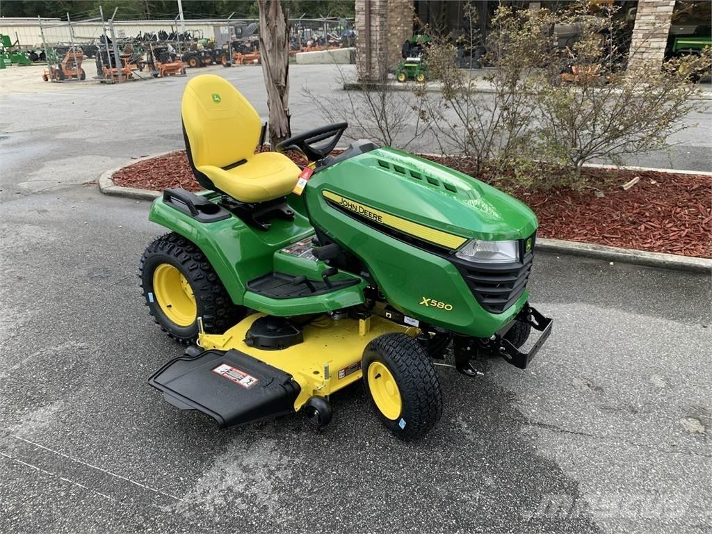 John Deere X580 소형 트랙터