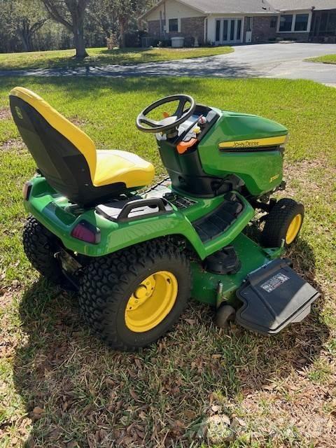 John Deere X580 소형 트랙터