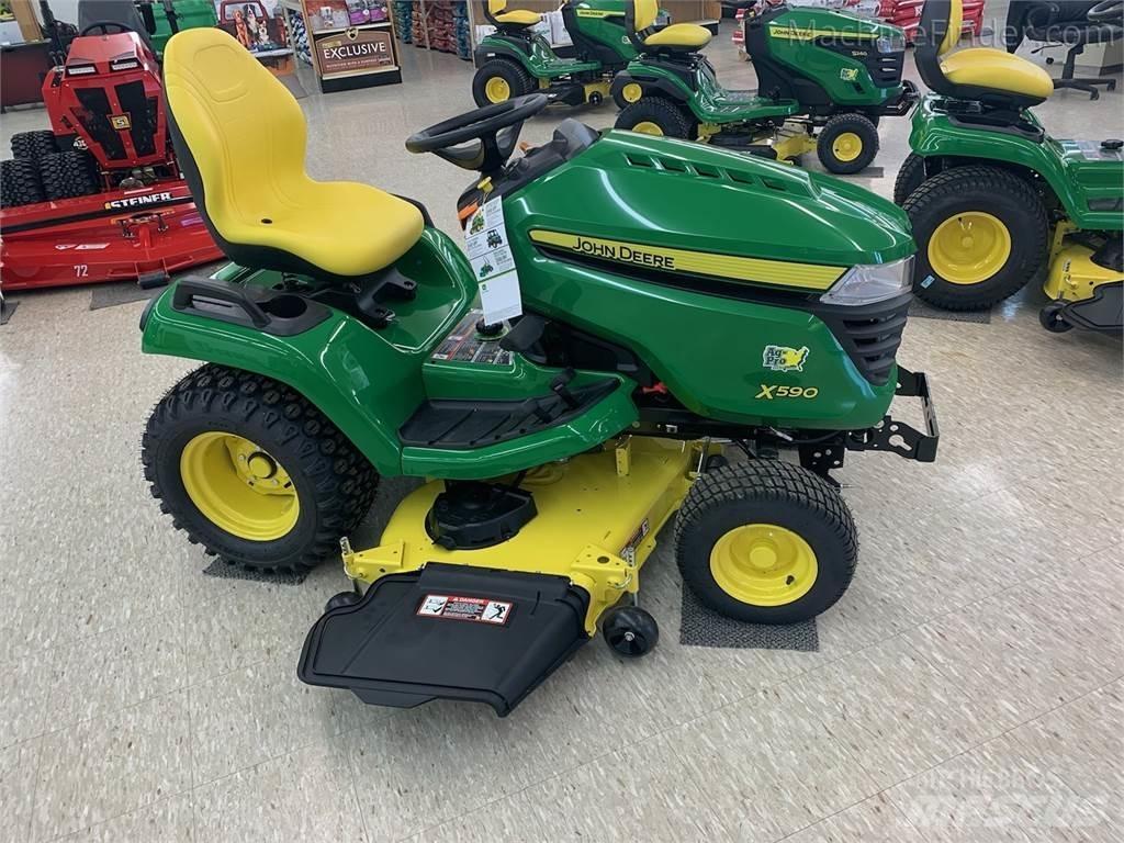 John Deere X590 소형 트랙터