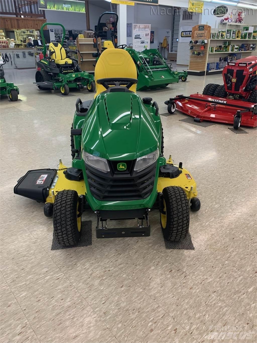 John Deere X590 소형 트랙터