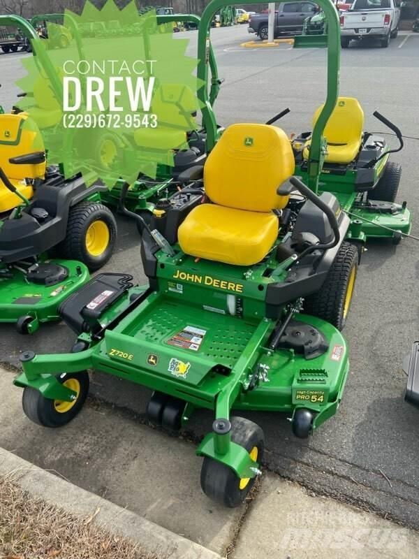 John Deere Z720E 회전식 잔디깎기