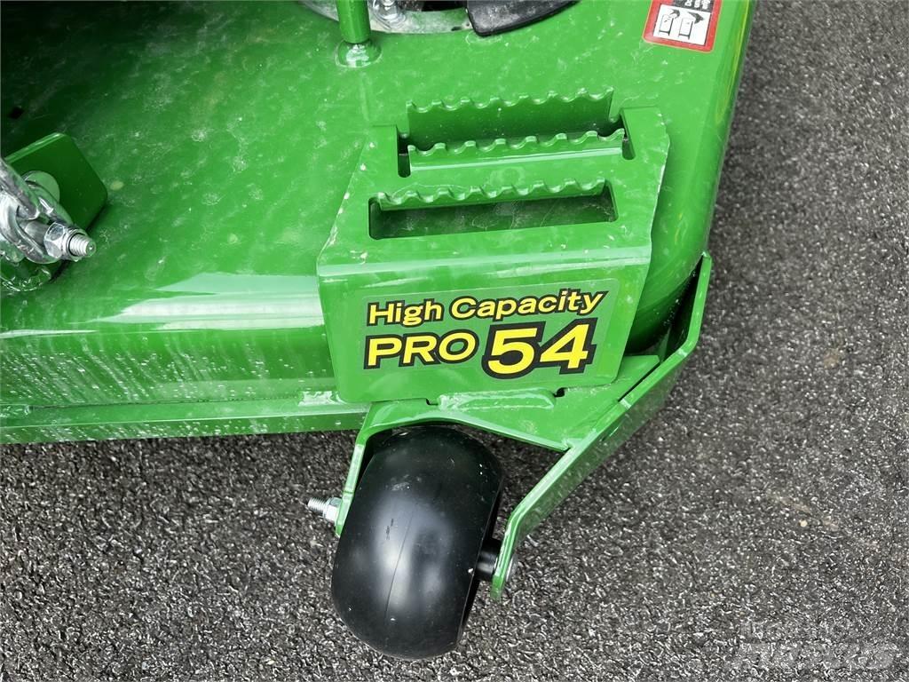 John Deere Z720E 회전식 잔디깎기
