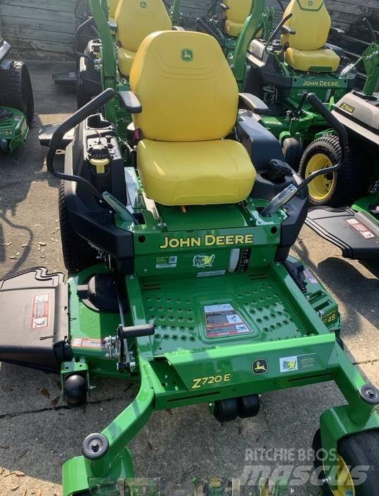 John Deere Z720E 회전식 잔디깎기
