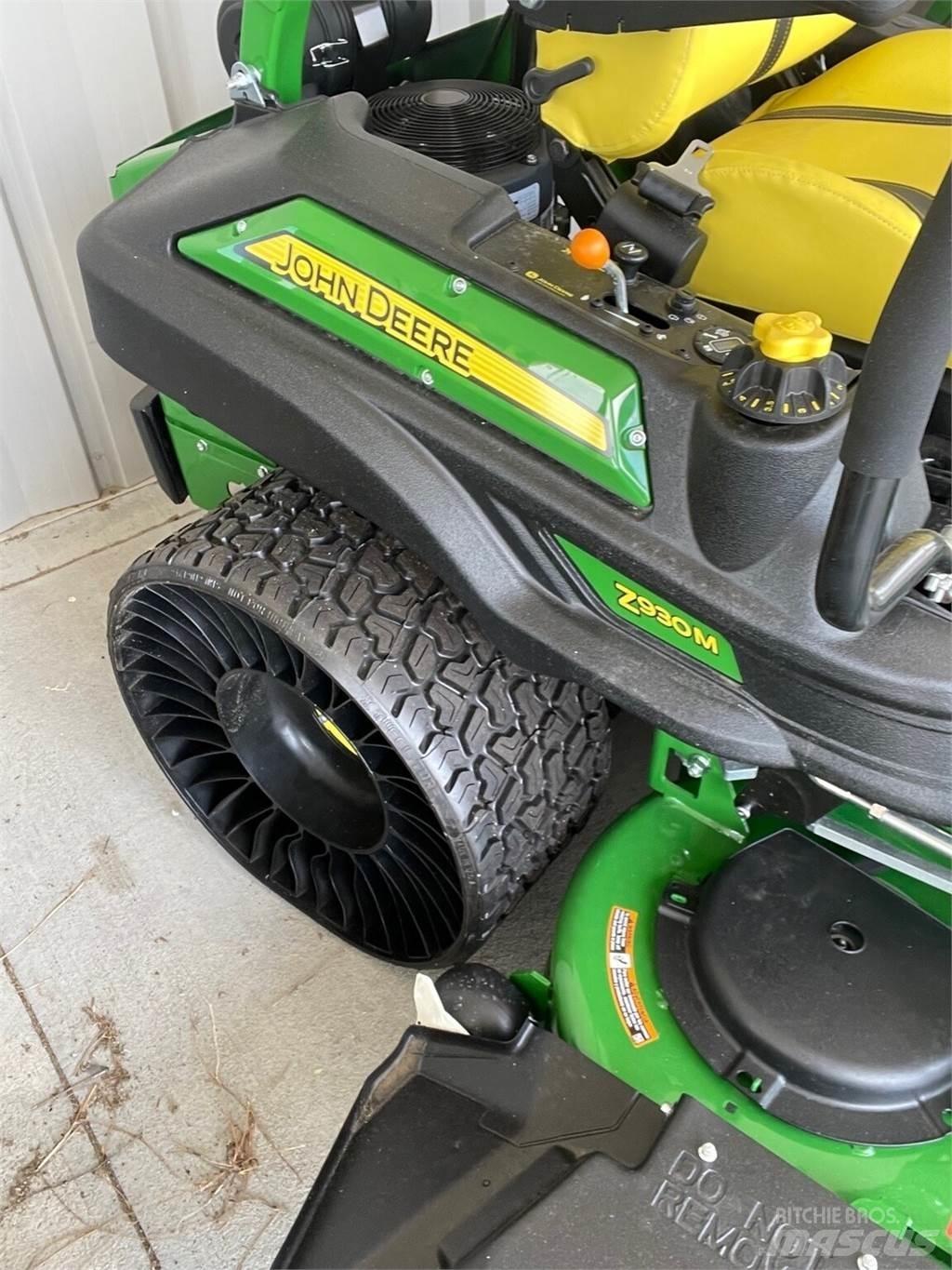 John Deere Z930M 회전식 잔디깎기