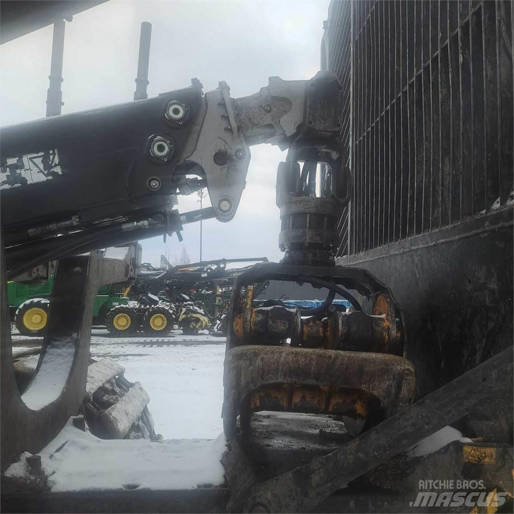 Komatsu 855 원목 포워더