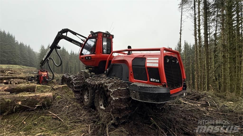 Komatsu 931XC 원목 하베스터