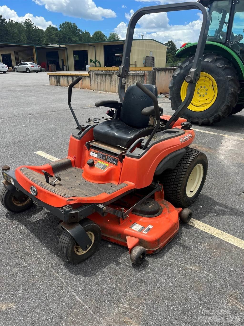 Kubota ZG23 회전식 잔디깎기