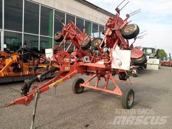 Kuhn GF 7702 갈퀴 및 테더