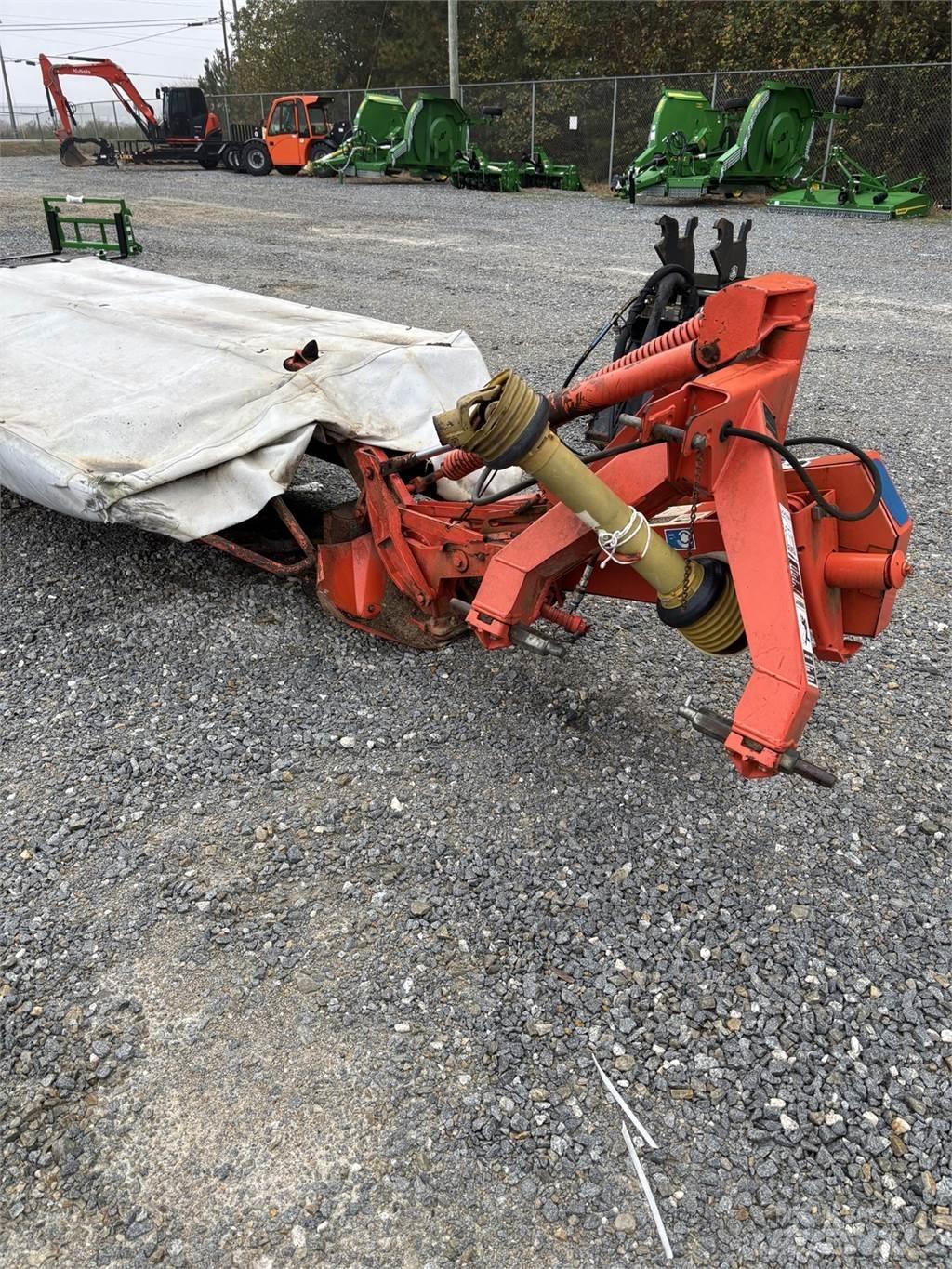 Kuhn GMD700 제초기
