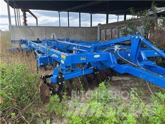 Landoll 2211-11 끌 달린 쟁기