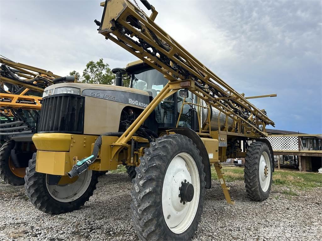 RoGator 874SS 견인형 분무기