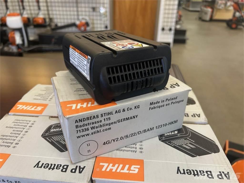 Stihl AP300S 골프 카트