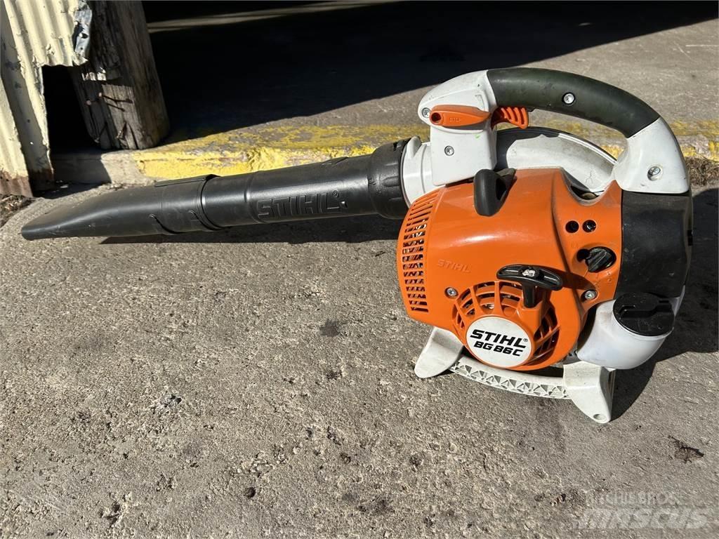 Stihl BG86 골프 카트