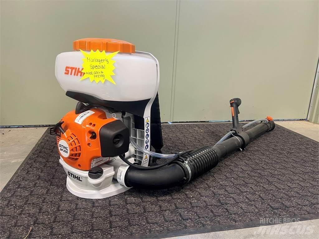Stihl SR200 골프 카트
