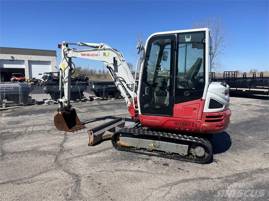Takeuchi TB240C 소형 굴삭기 7톤 미만
