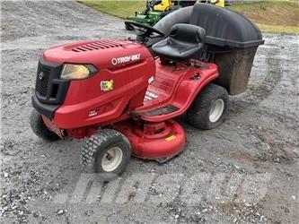 Troy-Bilt Pony 탑승형 잔디깎기