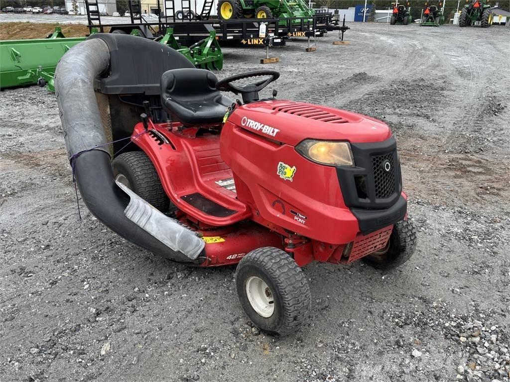 Troy-Bilt Pony 탑승형 잔디깎기