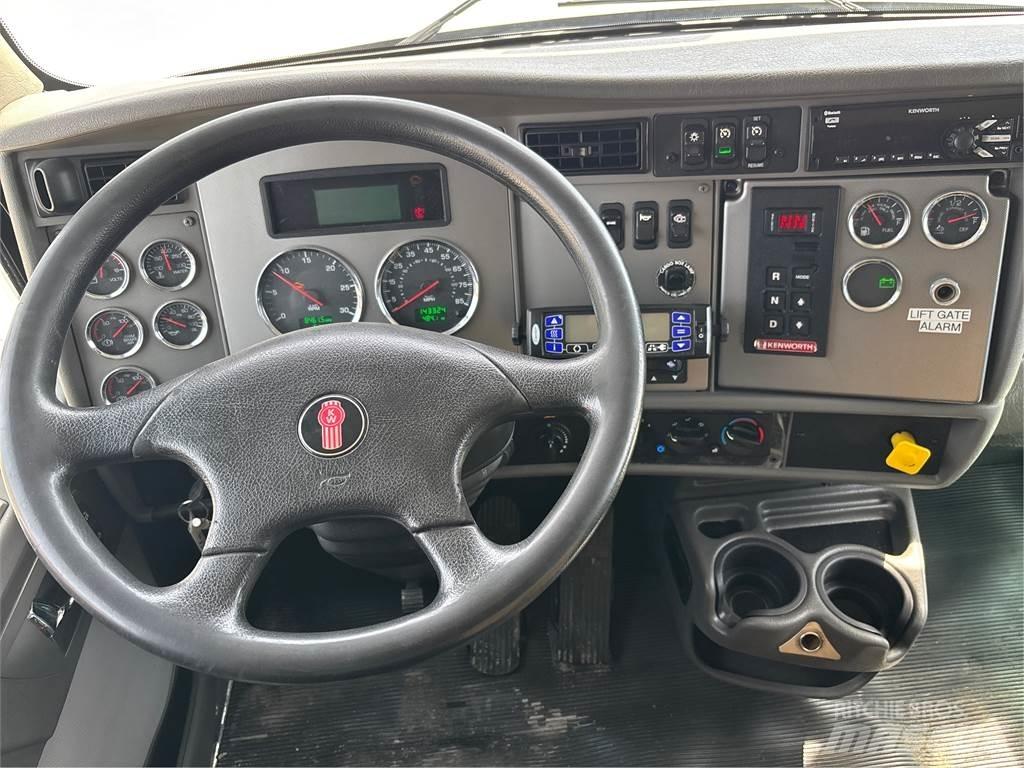 Kenworth T270 탑차 트럭