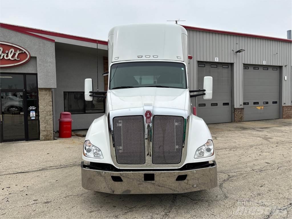 Kenworth T680 트랙터 유닛
