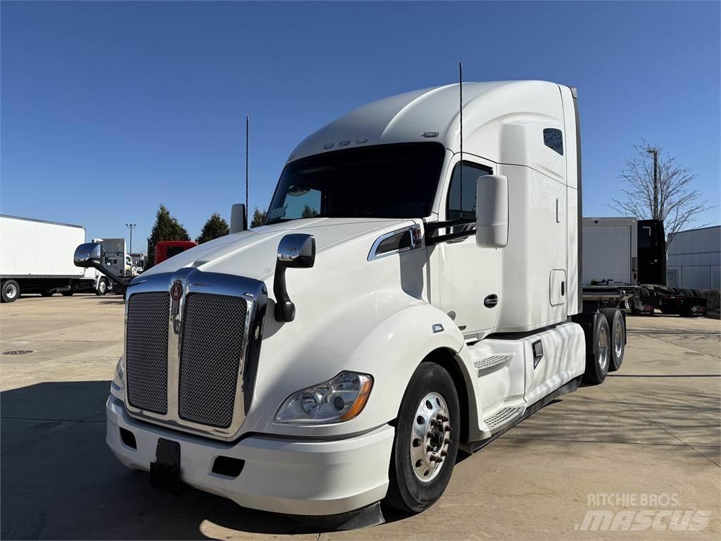 Kenworth T680 트랙터 유닛