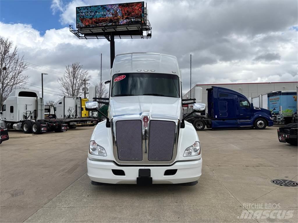 Kenworth T680 트랙터 유닛