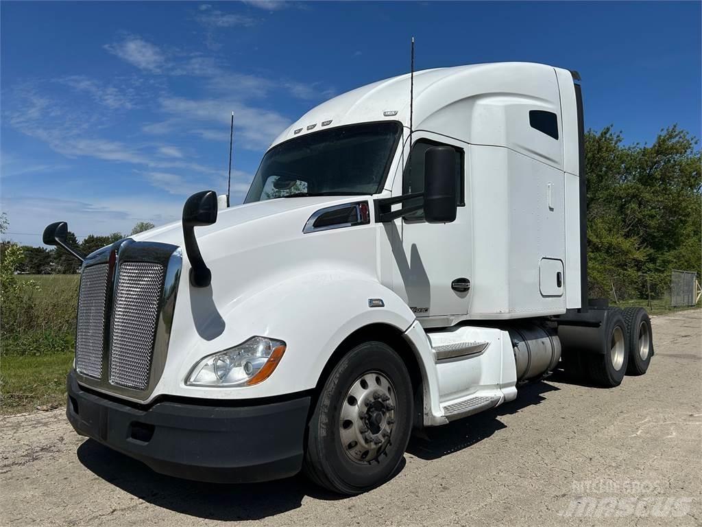 Kenworth T680 트랙터 유닛