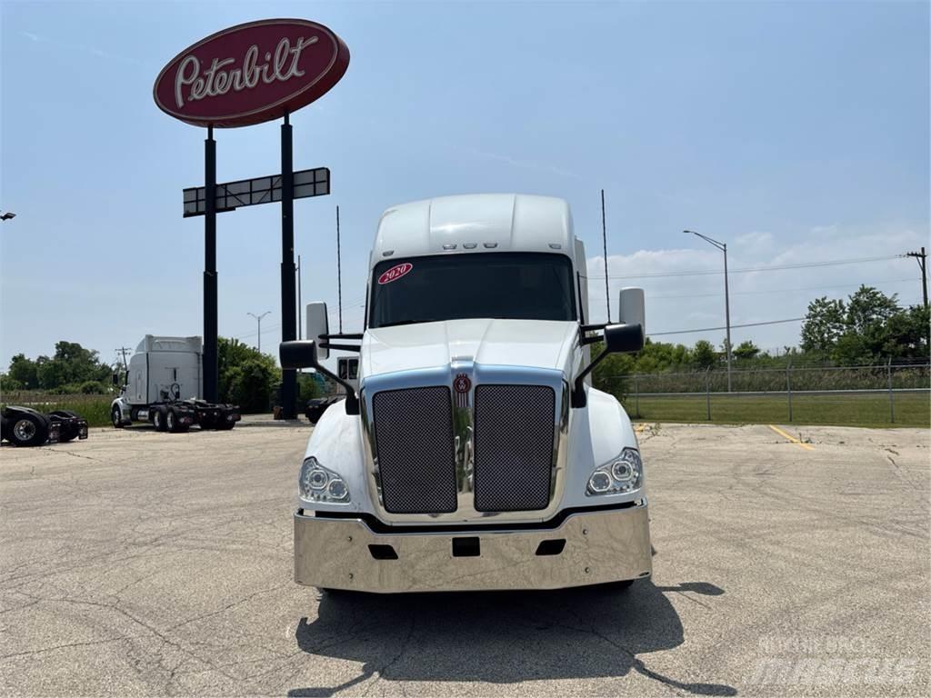 Kenworth T680 트랙터 유닛