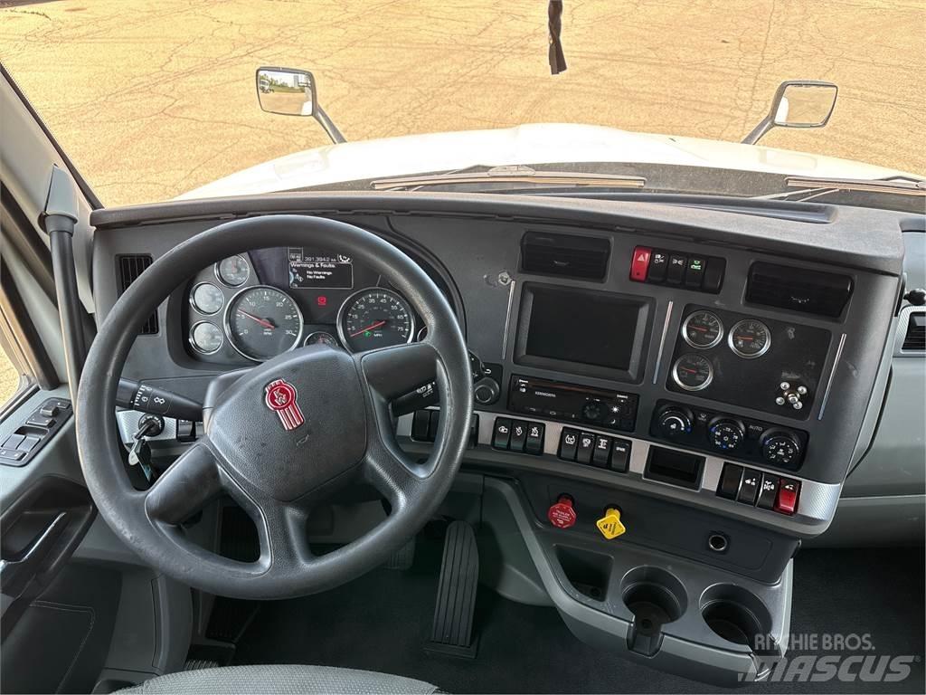 Kenworth T680 트랙터 유닛