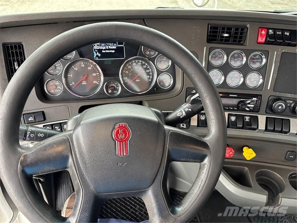 Kenworth T680 트랙터 유닛