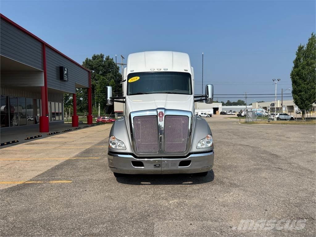 Kenworth T680 트랙터 유닛