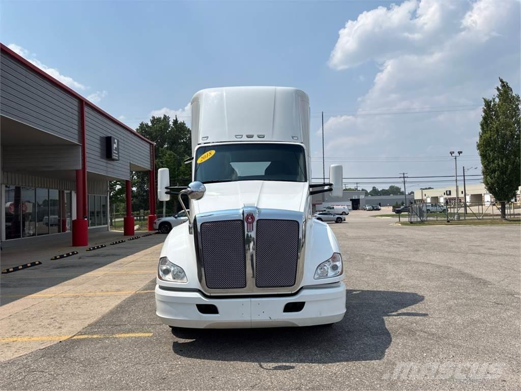 Kenworth T680 트랙터 유닛