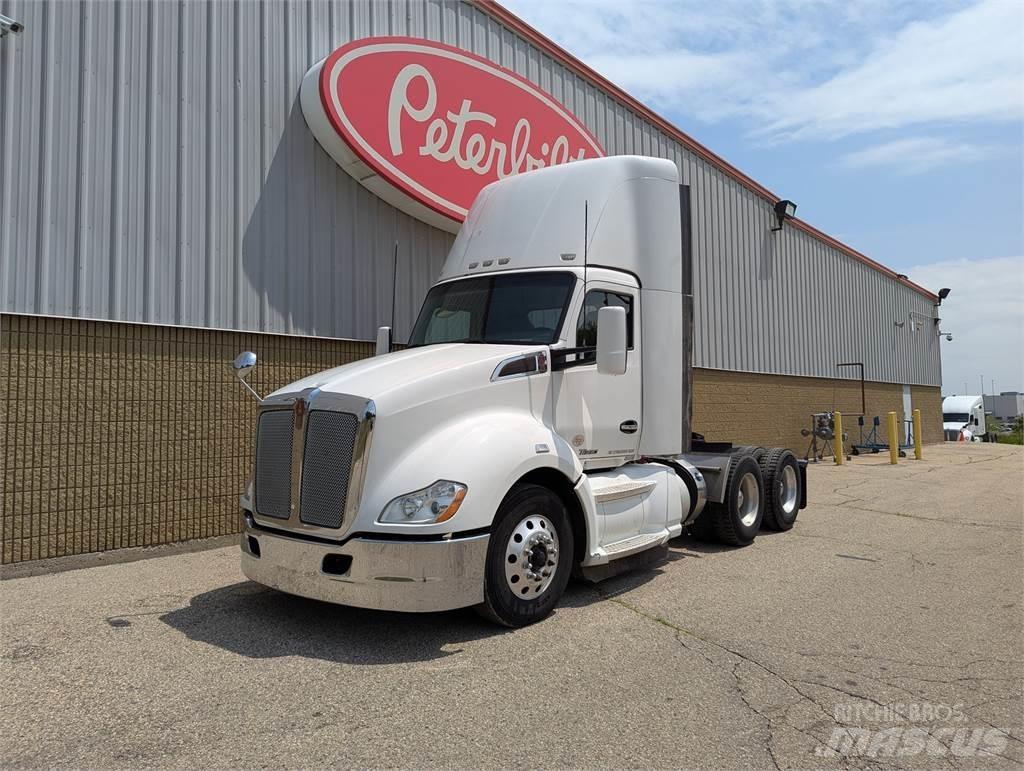 Kenworth T680 트랙터 유닛
