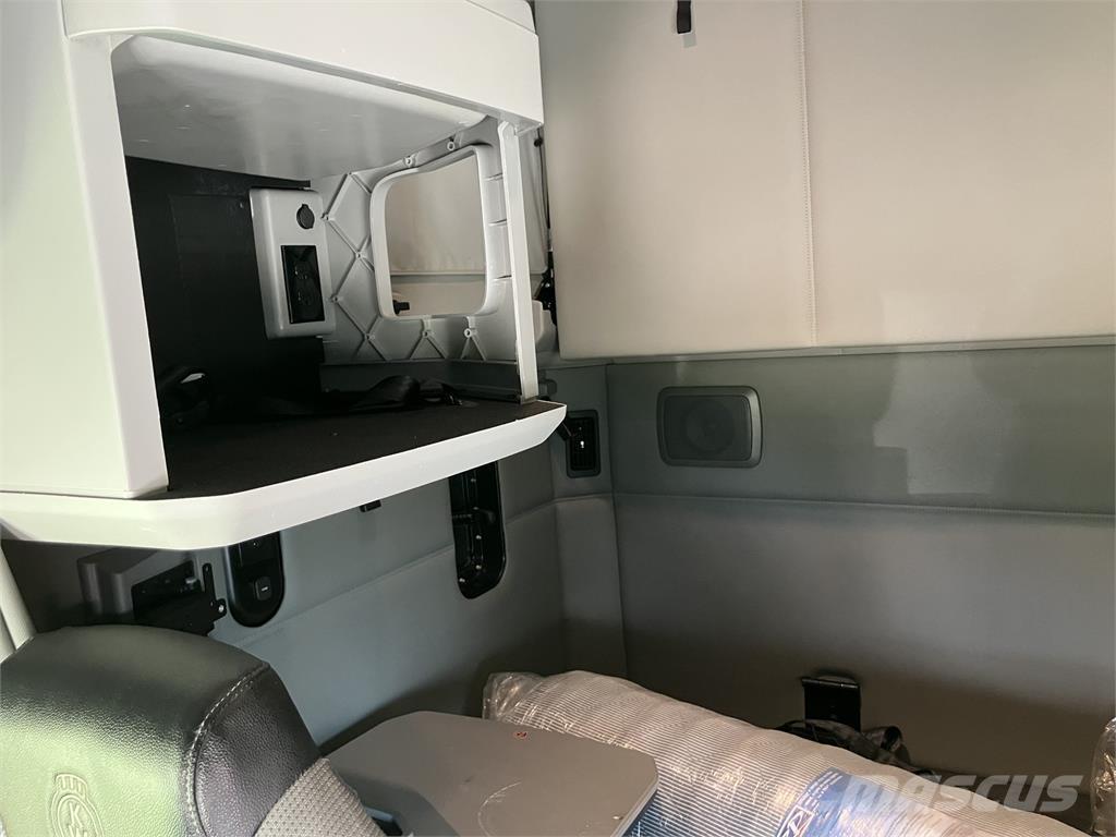Kenworth T680 기타 트럭