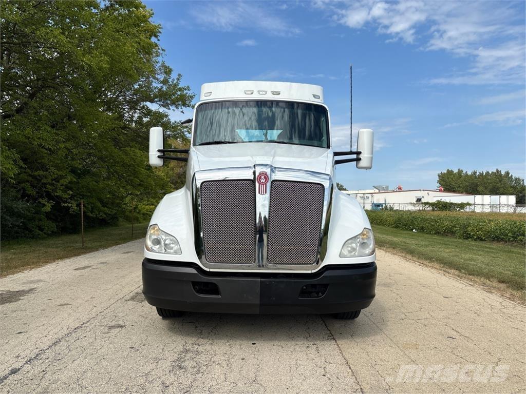 Kenworth T680 기타 트럭