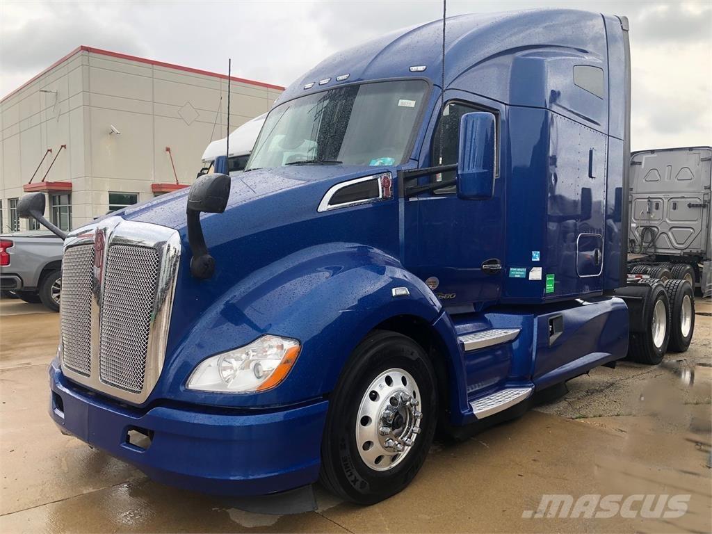 Kenworth T680 기타 트럭