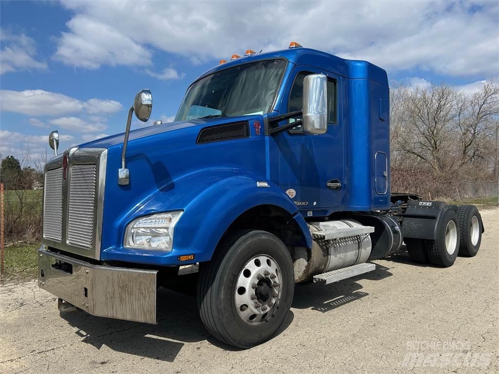 Kenworth T880 트랙터 유닛