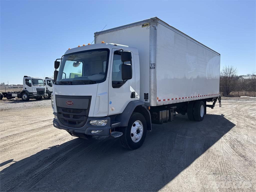 Peterbilt 220 탑차 트럭