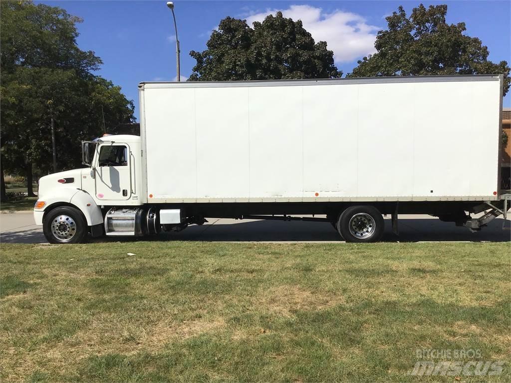 Peterbilt 337 탑차 트럭
