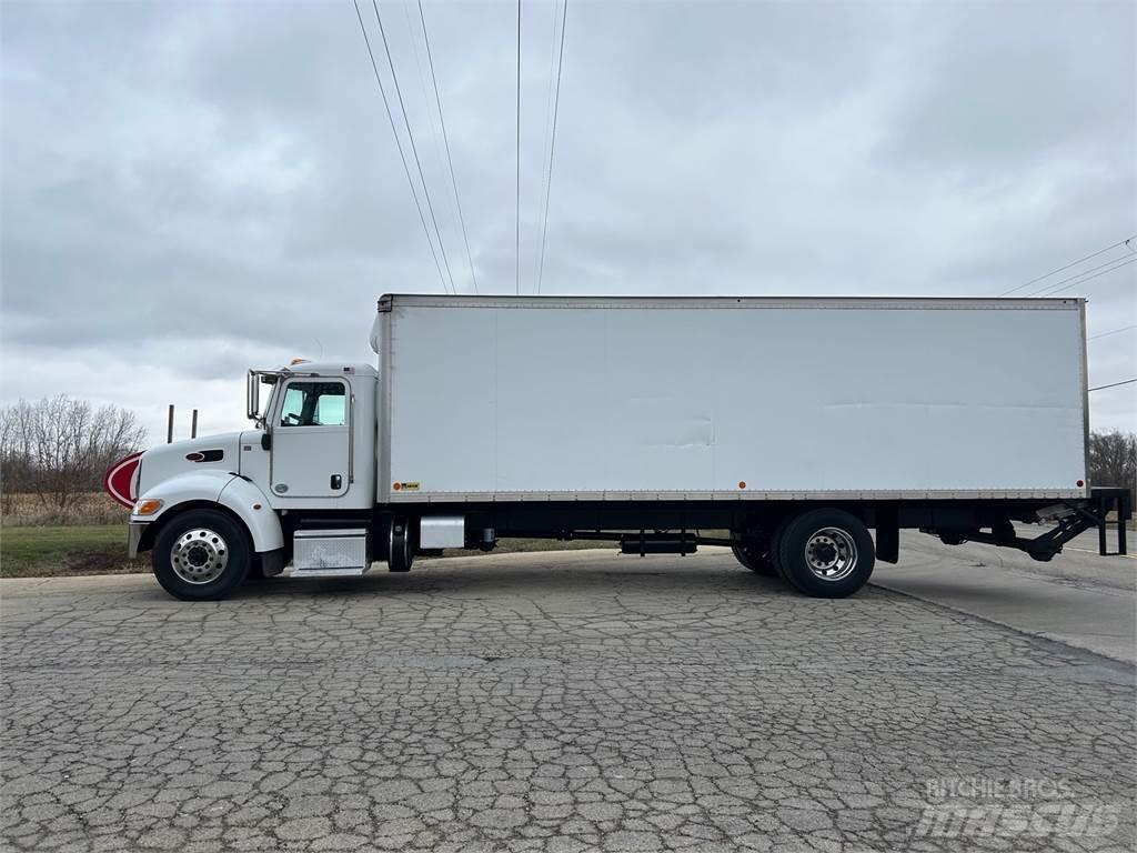 Peterbilt 337 탑차 트럭