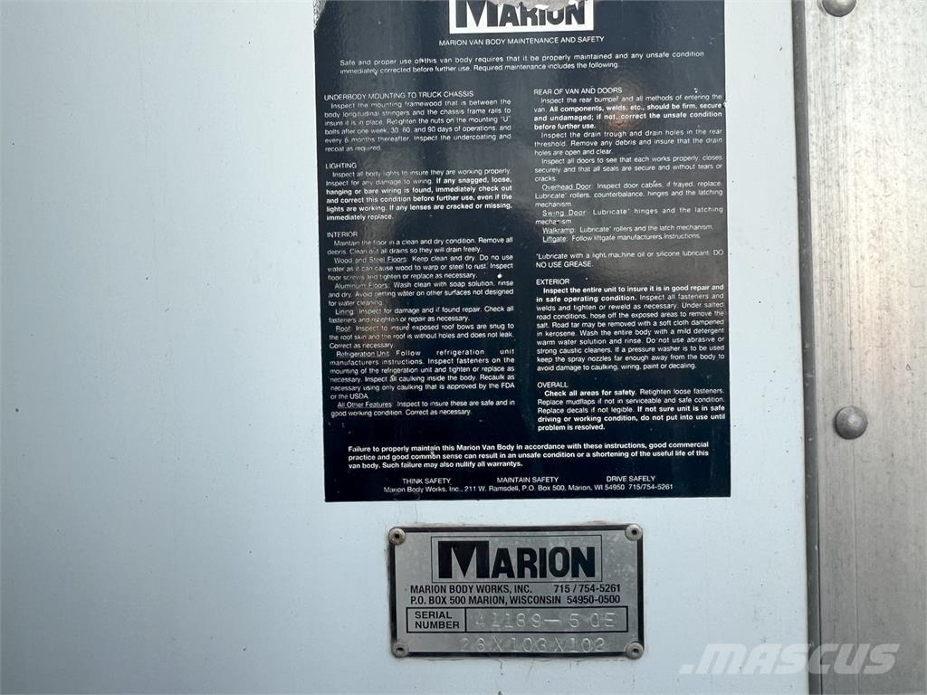 Peterbilt 337 탑차 트럭