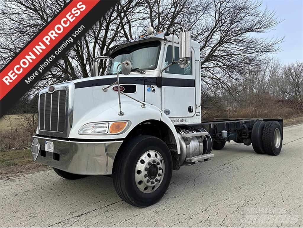 Peterbilt 337 새시 운전실 트럭
