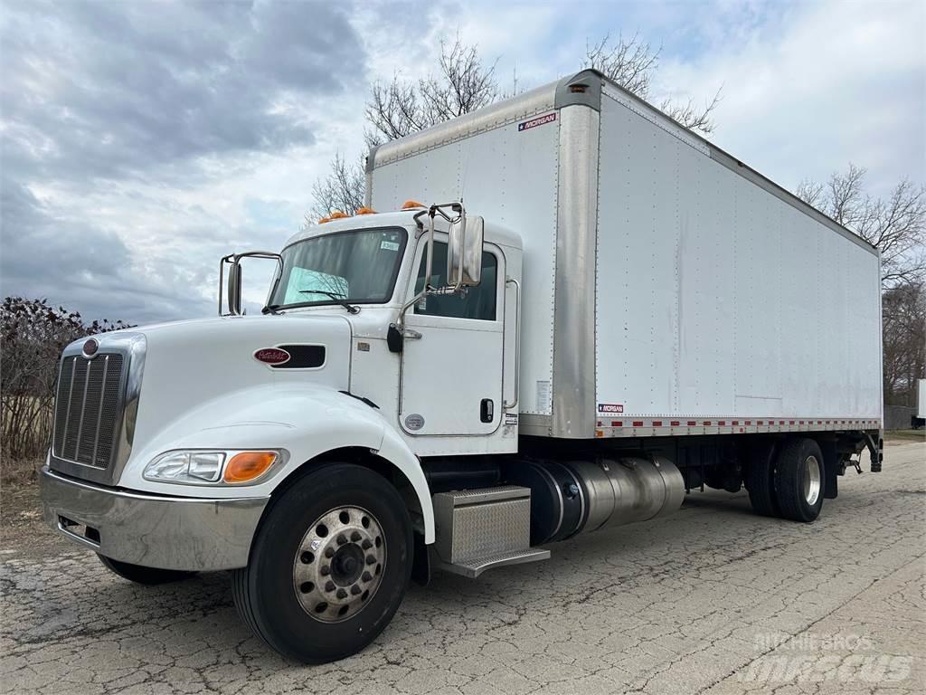 Peterbilt 337 탑차 트럭