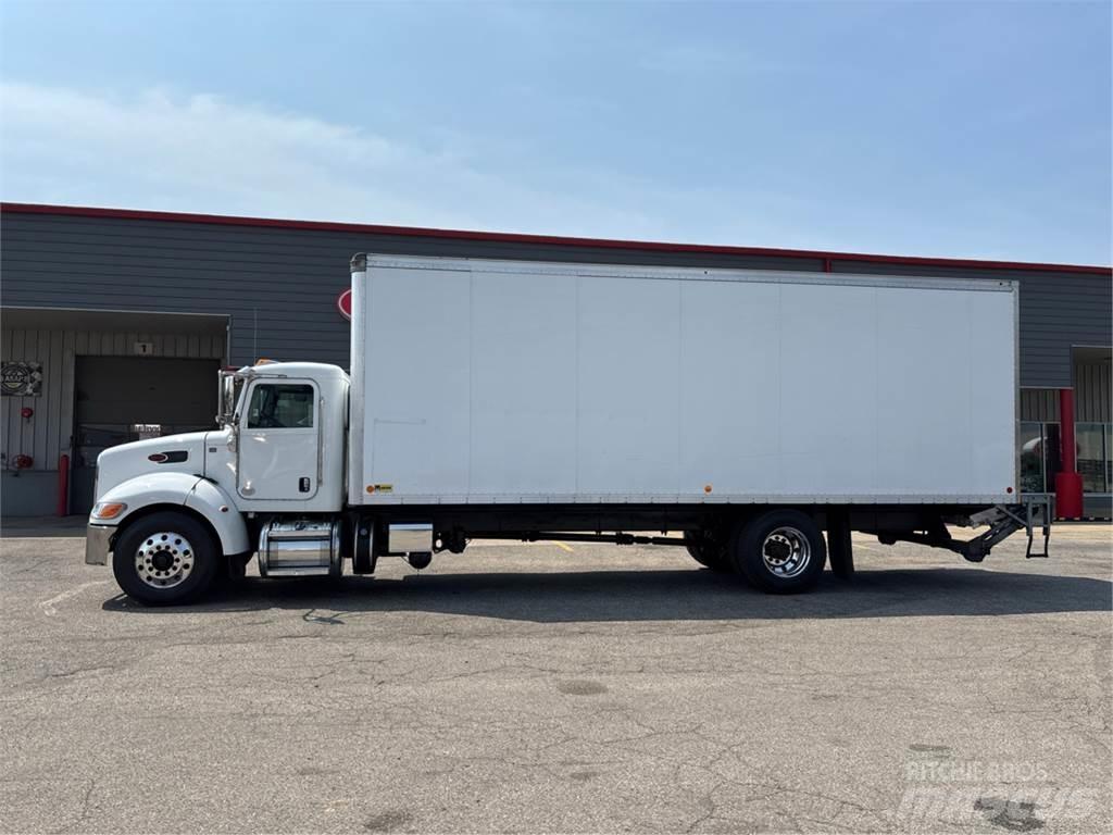Peterbilt 337 탑차 트럭
