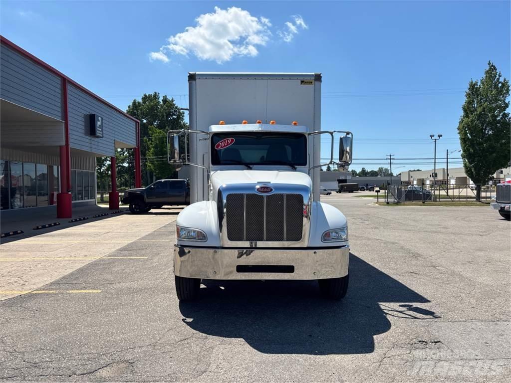 Peterbilt 337 탑차 트럭