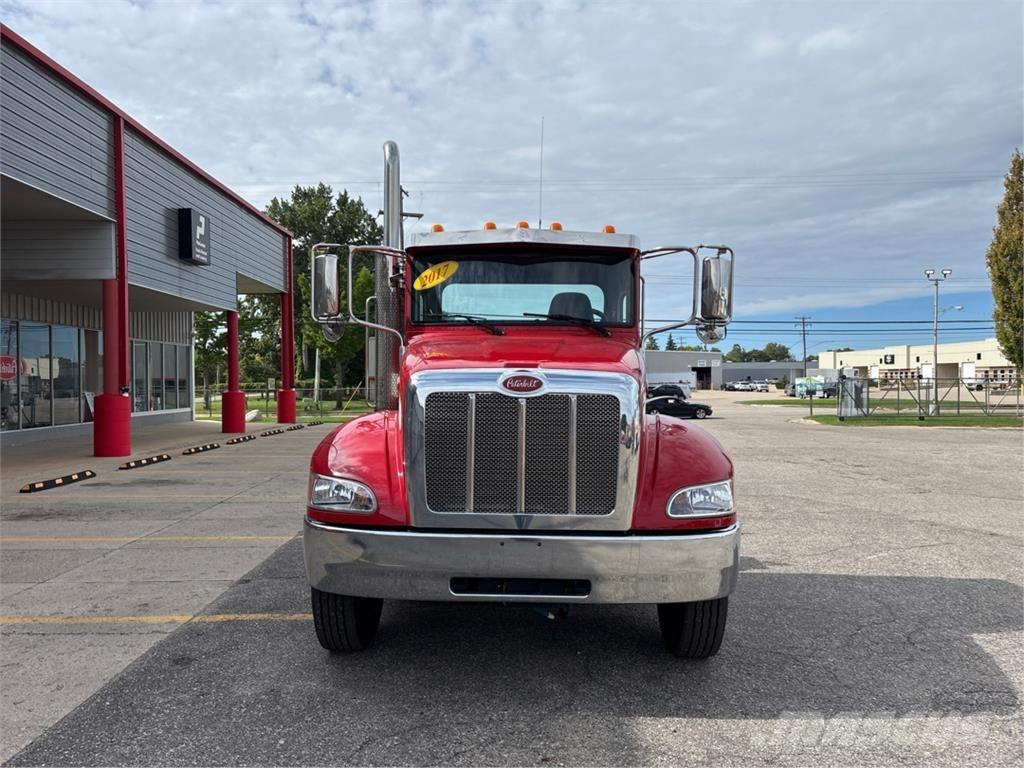 Peterbilt 337 트랙터 유닛