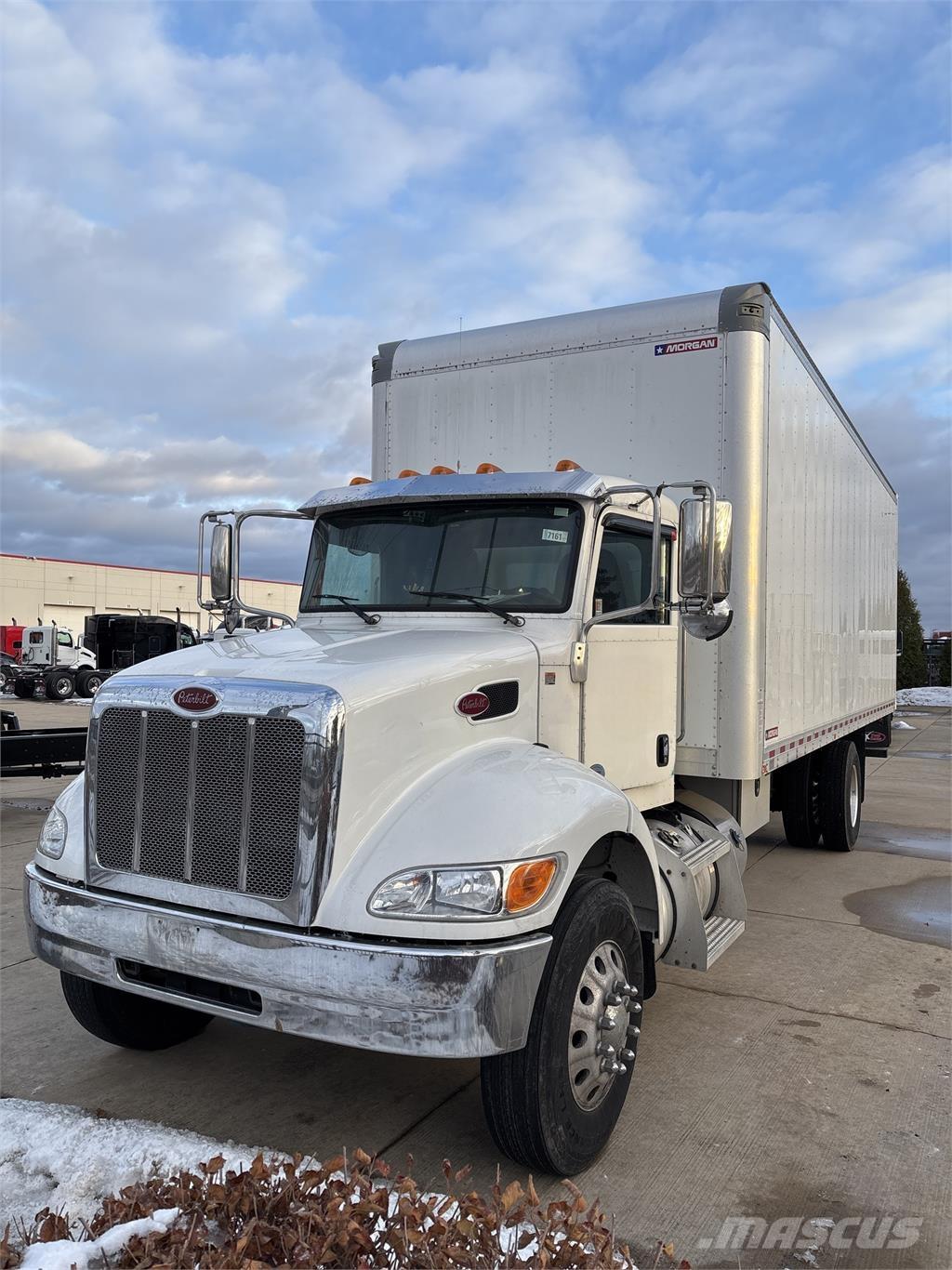 Peterbilt 337 기타 트럭