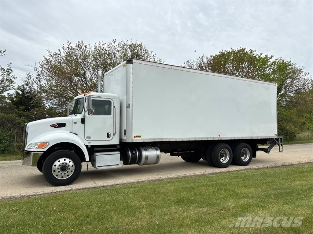 Peterbilt 348 탑차 트럭